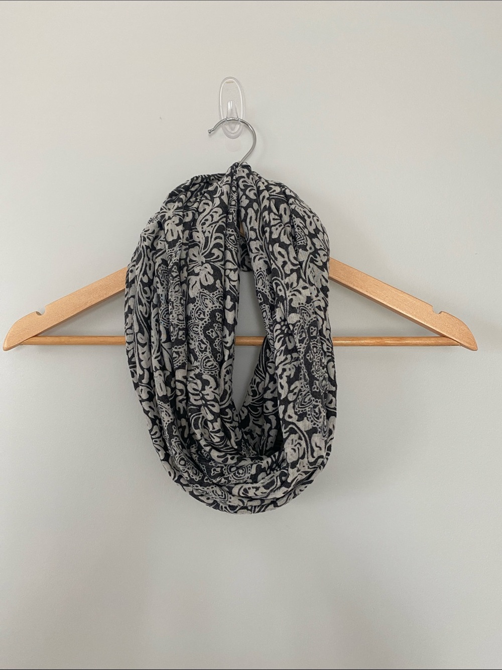 le chateau Black and Cream Paisley Infinity Scarf